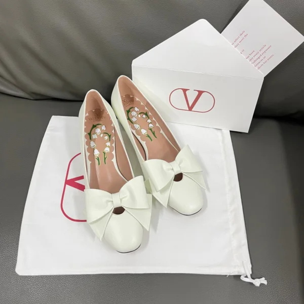 Valentino Women White Leather Bow Flats