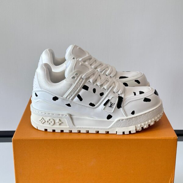 LV Men White Leather Black Spot Sneakers