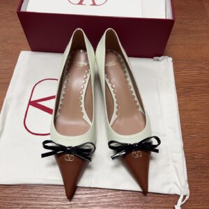 Valentino Women Ivory Leather Brown Patent Heels