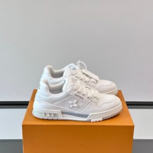 LV Men White Leather Sneakers