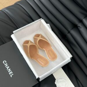 Chanel Women Beige Leather Slides