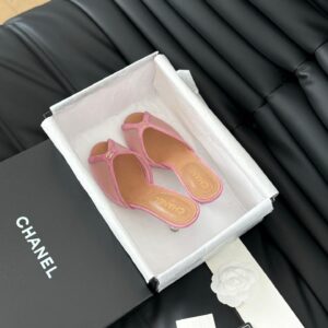 Chanel Women Pink Leather Kitten Heel Mules