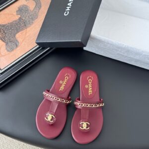 Chanel Women Burgundy Leather Chain Detail Slides