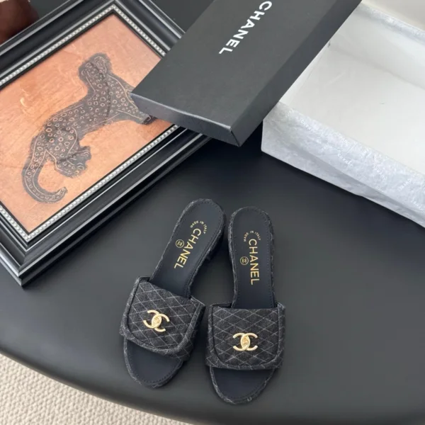 Chanel Women Black Quilted Fabric Slides