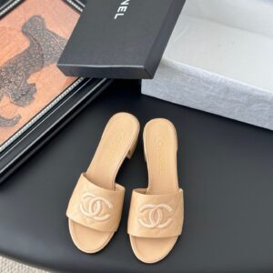 Chanel Women Beige Leather Quilted Slides