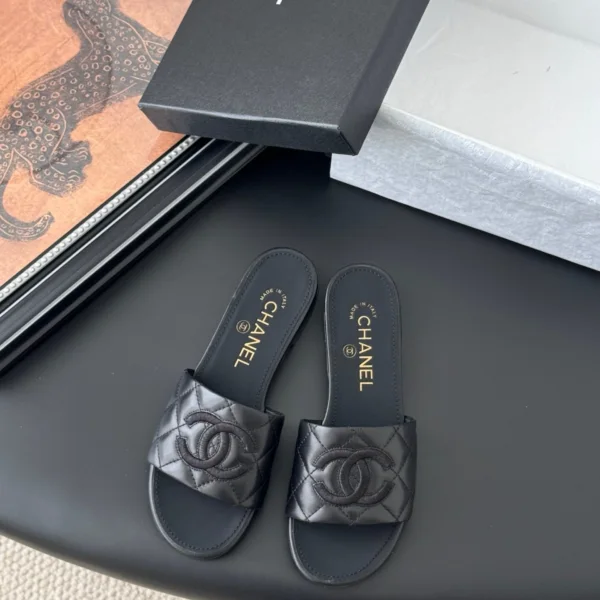 Chanel Women Black Quilted Leather Slides