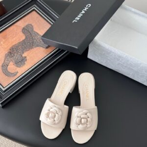 Chanel Women Beige Leather Flower Detail Mules