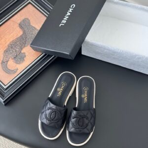 Chanel Women Black Leather Quilted Slides