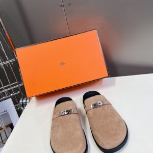 Hermes Women Beige Suede Leather Slippers