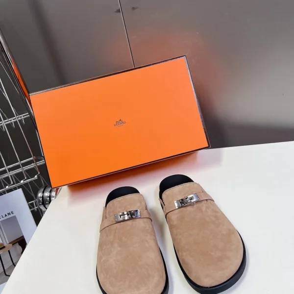 Hermes Women Beige Suede Leather Slippers