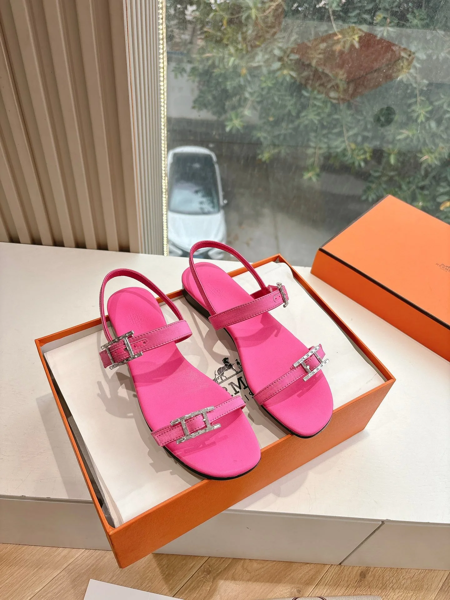 Hermes Women Pink Leather Sandals