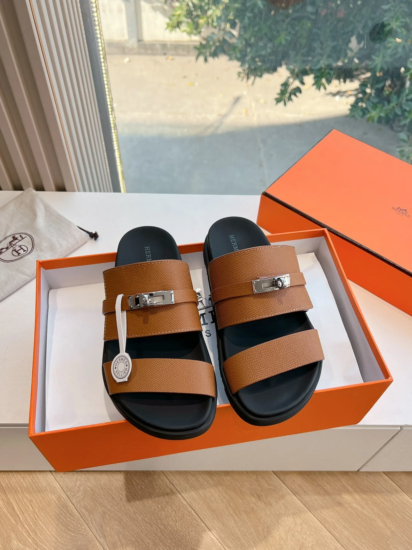 Hermes Women Brown Leather Straps Sandals