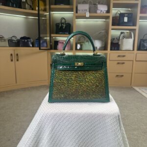 Hermes Kelly 25cm Emerald Green Gold Hardware