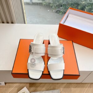 Hermes Women White Leather Buckle Sandals