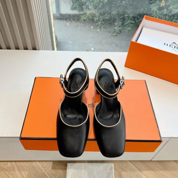 Hermes Women Black Leather Trimmed Heels