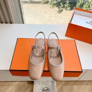 Hermes Women Beige Leather Mary Jane Flats
