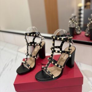 Valentino Rockstud block heel black