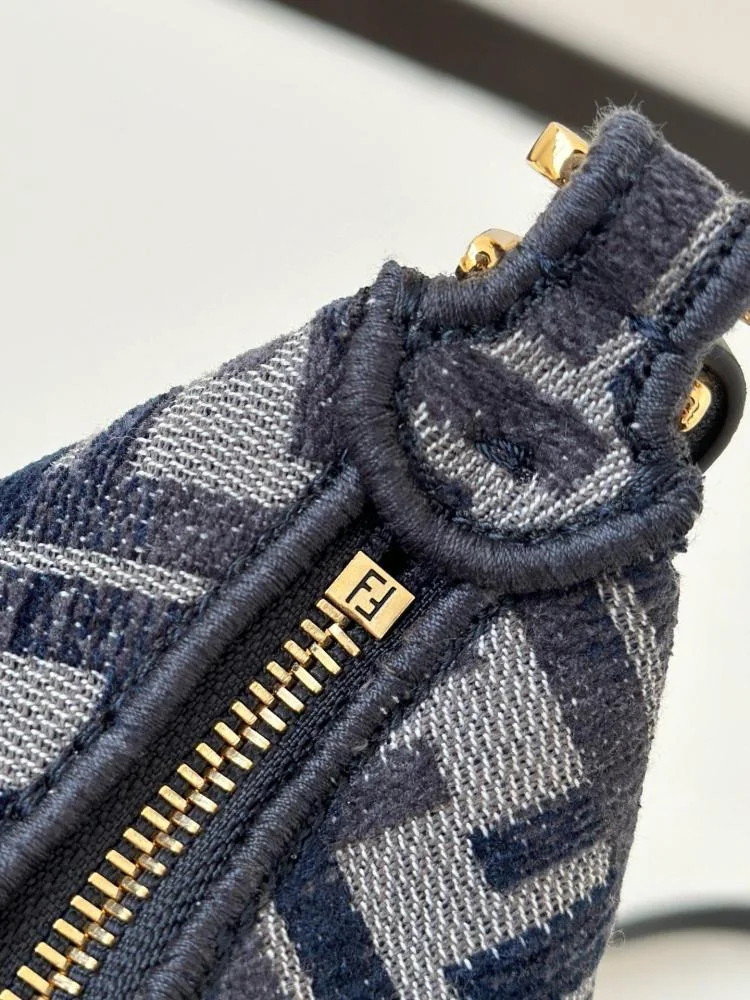 Detail 5