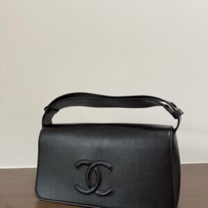Chanel Spring Summer 2026 Messenger Bag Lambskin