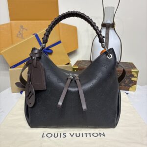 Louis Vuitton Black Mahina Beaubourg Hobo MM