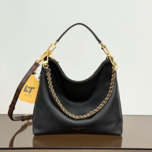 Louis Vuitton Multipass in black