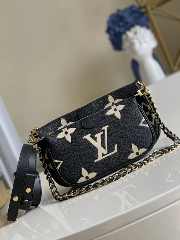 Lv-Multi-Pochette-Accessoires-Empreinte-Bag-M45777-600x800