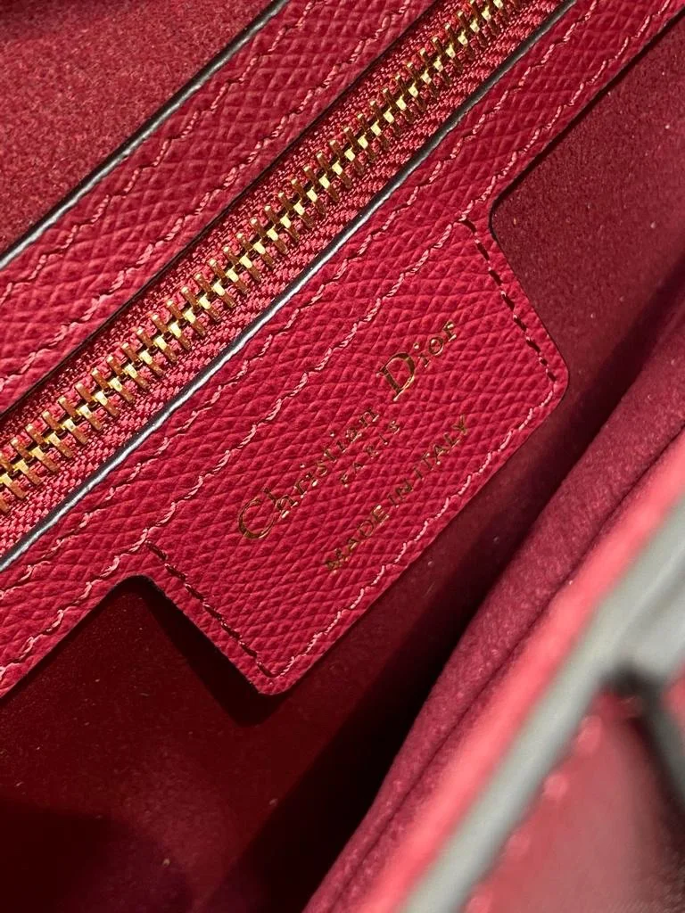 Detail 8