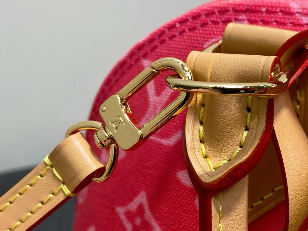 Detail 9