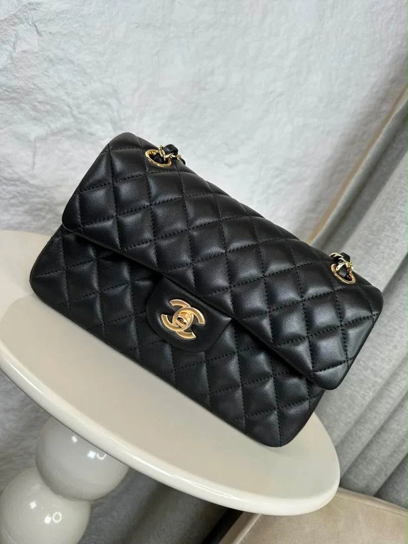 Chanel Classic Flap 23 Small Lambskin Black